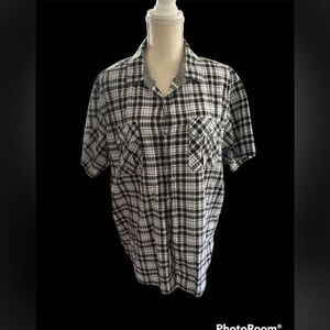 Vese Black and white and Gray double pocket button down shirt.​